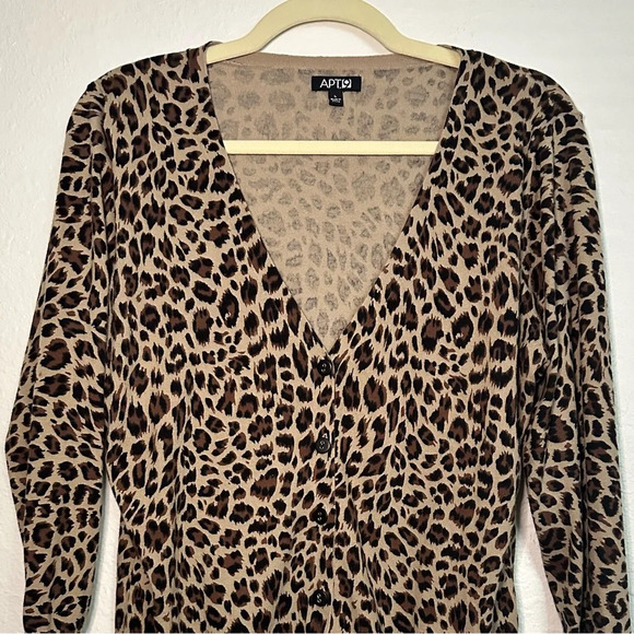 192. Apt. 9 Animal Print Sweater Top - Picture 4 of 12